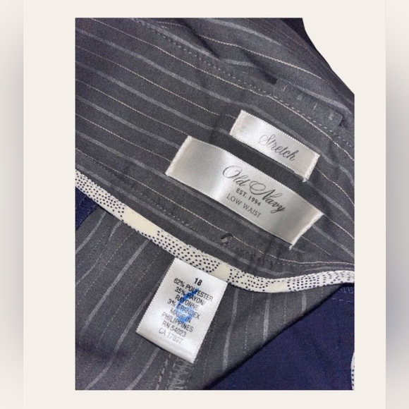Gray Pinstripe Old Navy Trousers - Picture 5 of 5